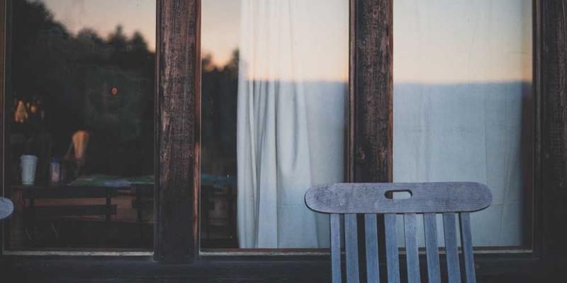 VB新闻39：深度解析现代新闻报道如何重塑信息门户新生态