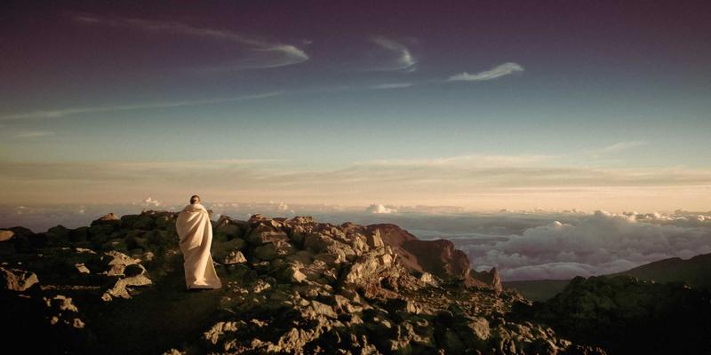 VB新闻62：行业分析、新闻报道与信息门户的深度融合与价值重塑