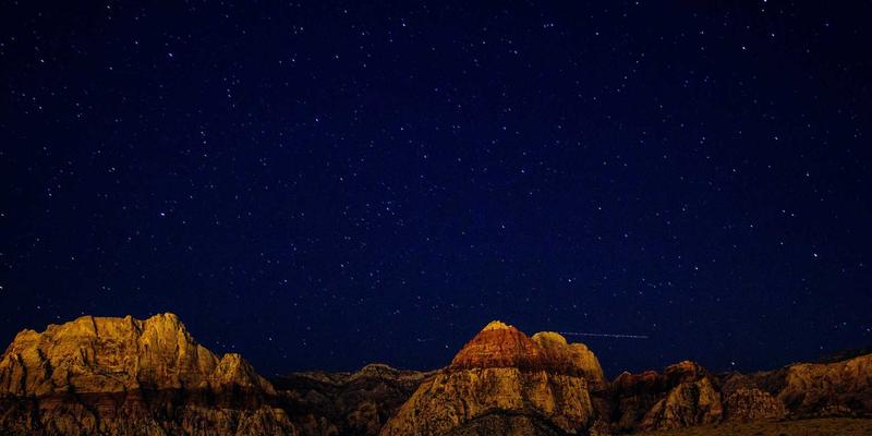 VB新闻个性化推荐引擎揭秘：协同过滤与内容推荐算法的融合实践